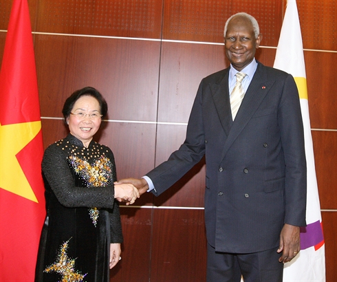 Une dirigeante vietnamienne rencontre le secrétaire général de l'OIF à Paris