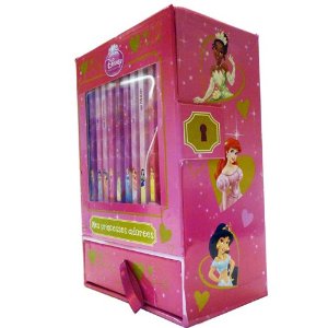 Mes princesses adorées : Mulan, Aladdin, La Belle et la Bête, Blanche Neige et les sept nains, Pricesse et la grenouille, Raiponce, Cendrillon, La Belle au Bois Dormant, La petite Sirène, Pocahontas