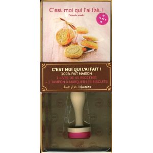 Coffret c'est moi qui l'ai fait ! : 1 livre de 45 recettes + 1 tampon à marquer les biscuits