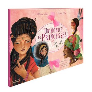 UN MONDE DE PRINCESSES                                                                              